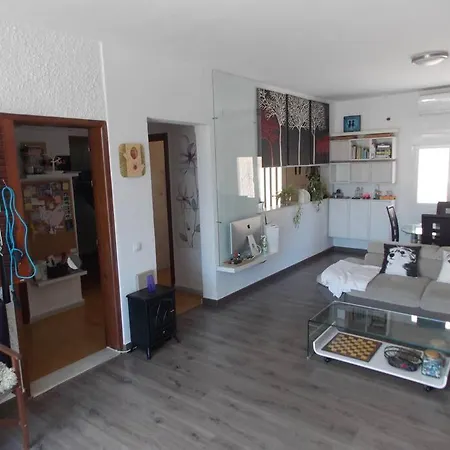 Spacious 2 Bedroom W/ Own Pool 5 Minutes Walk To Beach Holiday home *